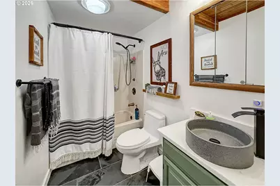 17450 Mountain Dr, Brookings, OR 97415 - Photo 19