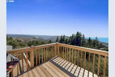 17450 Mountain Dr, Brookings, OR 97415 - Photo 25