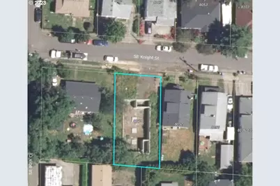 8040 SE Knight St, Portland, OR 97206 - Photo 1