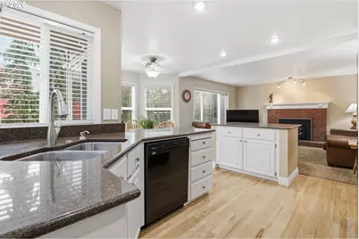 5460 NW Condor Pl, Portland, OR 97229 - Photo 11