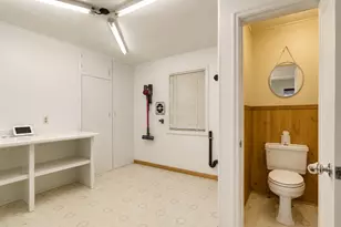 6470 SW Old Scholls Ferry Rd, Portland, OR 97223 - Photo 11