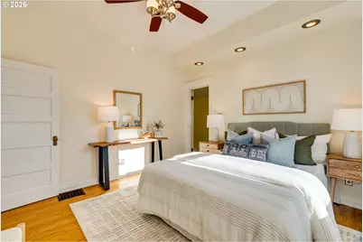 9468 N Mohawk Ave, Portland, OR 97203 - Photo 21