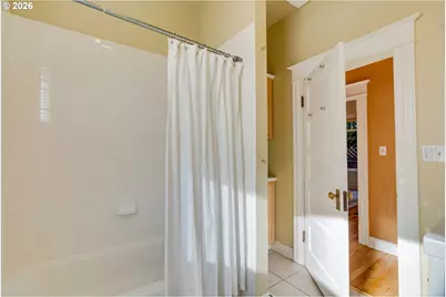 9468 N Mohawk Ave, Portland, OR 97203 - Photo 27