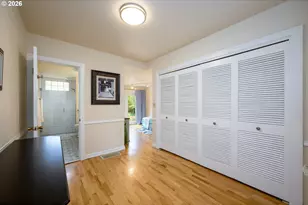 347 W Riverside Dr, Roseburg, OR 97470 - Photo 19