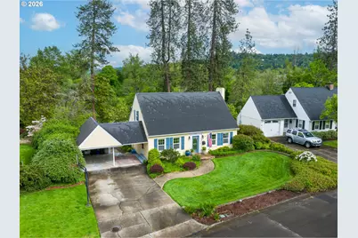 347 W Riverside Dr, Roseburg, OR 97470 - Photo 47