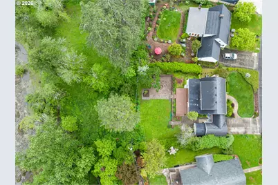 347 W Riverside Dr, Roseburg, OR 97470 - Photo 45