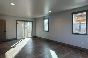 551 SE Holly St, Prineville, OR 97754 - Photo 15