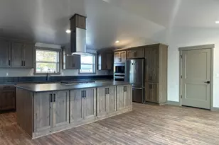 551 SE Holly St, Prineville, OR 97754 - Photo 3