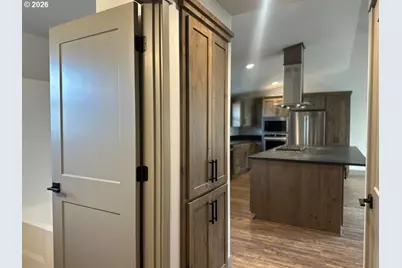 551 SE Holly St, Prineville, OR 97754 - Photo 9