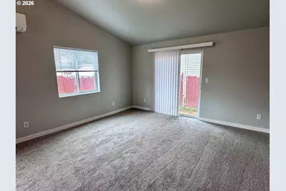 201 Lacasa St, Eugene, OR 97402 - Photo 7