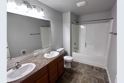 201 Lacasa St, Eugene, OR 97402 - Photo 15