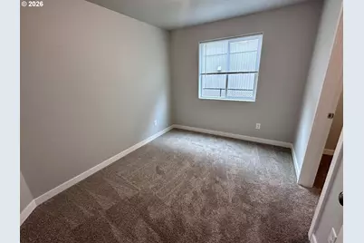 201 Lacasa St, Eugene, OR 97402 - Photo 17