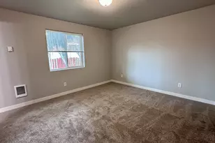 201 La Casa St, Eugene, OR 97402 - Photo 11