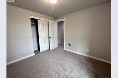 201 Lacasa St, Eugene, OR 97402 - Photo 23