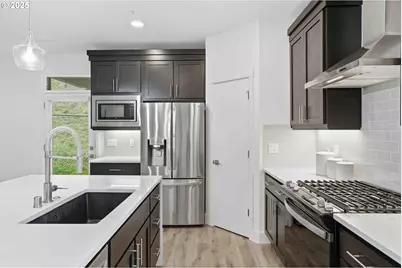 292 W Maple St, Washougal, WA 98671 - Photo 15