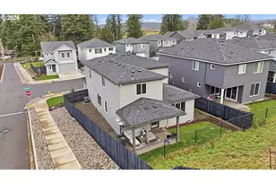 292 W Maple St, Washougal, WA 98671 - Photo 45