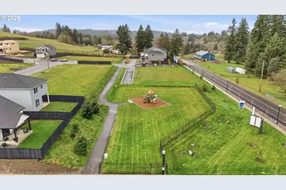 292 W Maple St, Washougal, WA 98671 - Photo 41