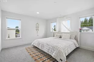 292 W Maple St, Washougal, WA 98671 - Photo 33