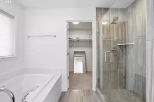 292 W Maple St, Washougal, WA 98671 - Photo 29