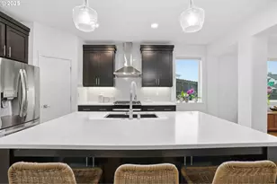 292 W Maple St, Washougal, WA 98671 - Photo 11