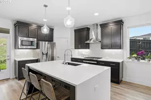 292 W Maple St, Washougal, WA 98671 - Photo 9