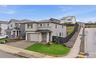 292 W Maple St, Washougal, WA 98671 - Photo 3