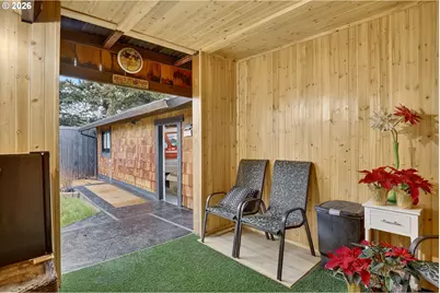 1670 NE Kennedy Ln, Hillsboro, OR 97124 - Photo 31