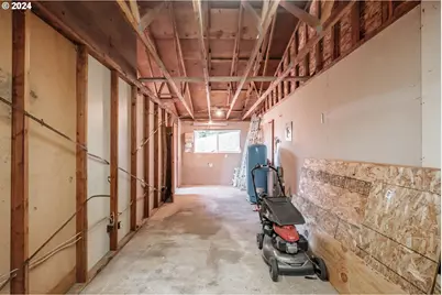 38611 Century Dr, Albany, OR 97322 - Photo 41