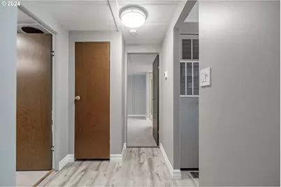 38611 Century Dr, Albany, OR 97322 - Photo 15