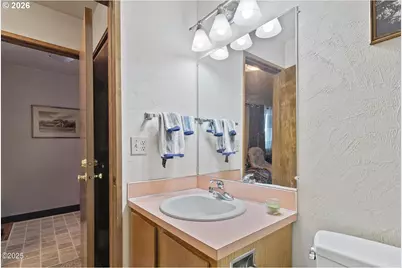 507 NW Alpine St #204, Newport, OR 97365 - Photo 23