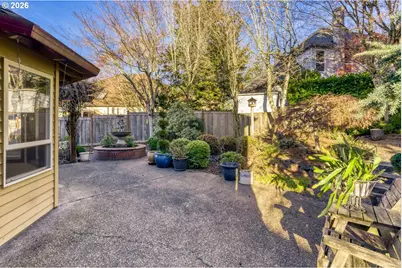 16395 SW Sumac St, Beaverton, OR 97007 - Photo 17