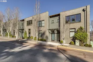 606 Cascade Ave, Hood River, OR 97031 - Photo 1