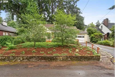 9830 NE Skidmore St, Portland, OR 97220 - Photo 3