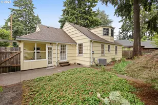 9830 NE Skidmore St, Portland, OR 97220 - Photo 39