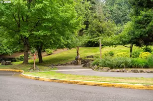 9830 NE Skidmore St, Portland, OR 97220 - Photo 41