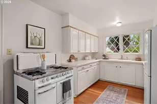 9830 NE Skidmore St, Portland, OR 97220 - Photo 13