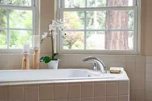 9830 NE Skidmore St, Portland, OR 97220 - Photo 31