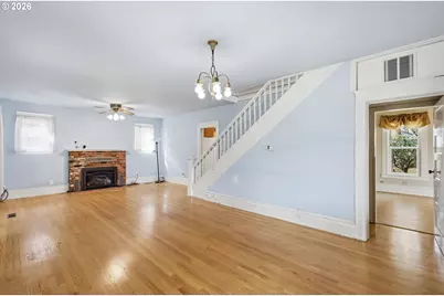 446 E St, Springfield, OR 97477 - Photo 15