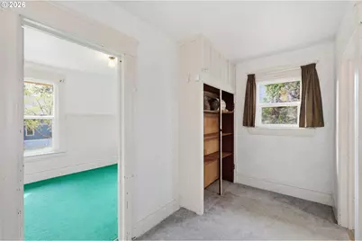 446 E St, Springfield, OR 97477 - Photo 25