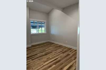 1150 Bay St #D, Florence, OR 97439 - Photo 13