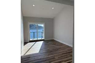 1150 Bay St, Florence, OR 97439 - Photo 9