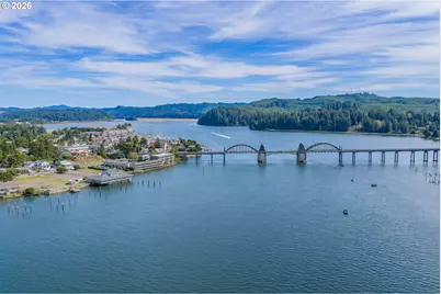1150 Bay St #D, Florence, OR 97439 - Photo 21