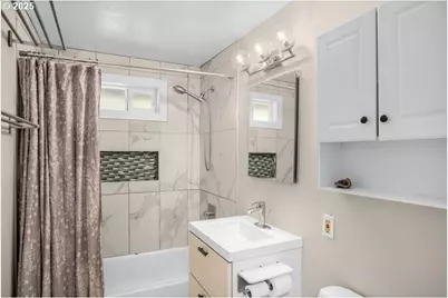 11925 SW 7th, Beaverton, OR 97005 - Photo 15