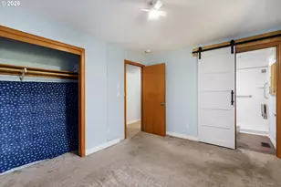 17707 SE Washington St, Portland, OR 97233 - Photo 13