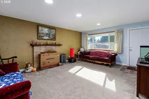 17707 SE Washington St, Portland, OR 97233 - Photo 5