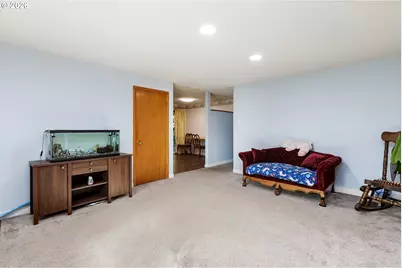 17707 SE Washington St, Portland, OR 97233 - Photo 7