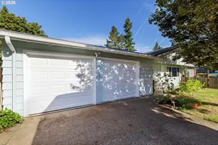 17707 SE Washington St, Portland, OR 97233 - Photo 3