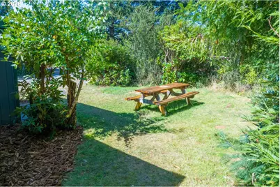 87202 McTimmons Ln, Bandon, OR 97411 - Photo 11