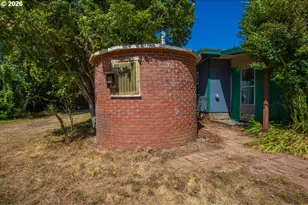 87202 McTimmons Ln, Bandon, OR 97411 - Photo 7