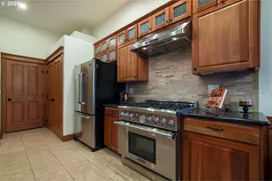 10507 NE 45th Ave, Vancouver, WA 98686 - Photo 11